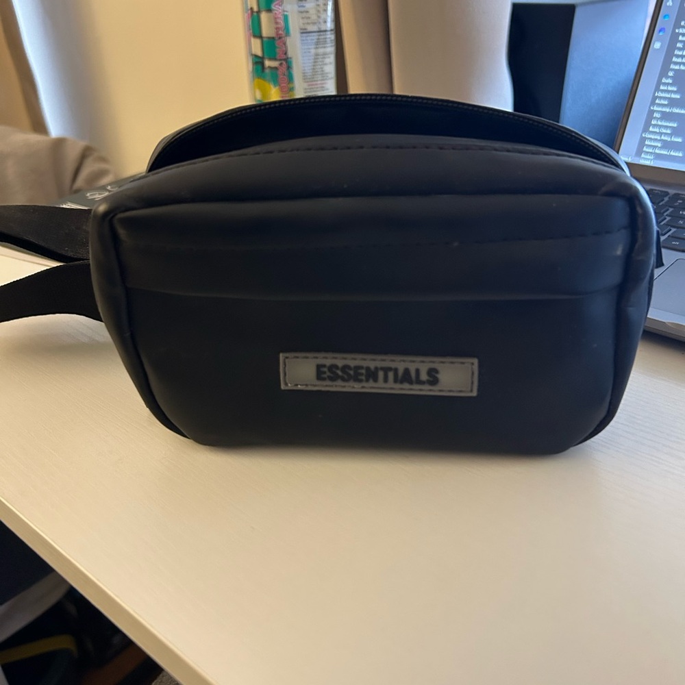 Fear of god Essentials Black Belt Bag Fanny pack